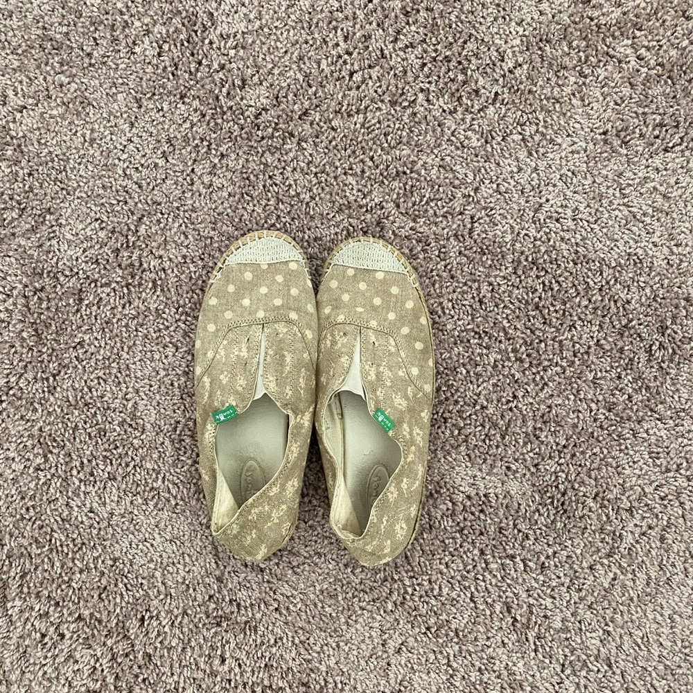 Woman’s shoes